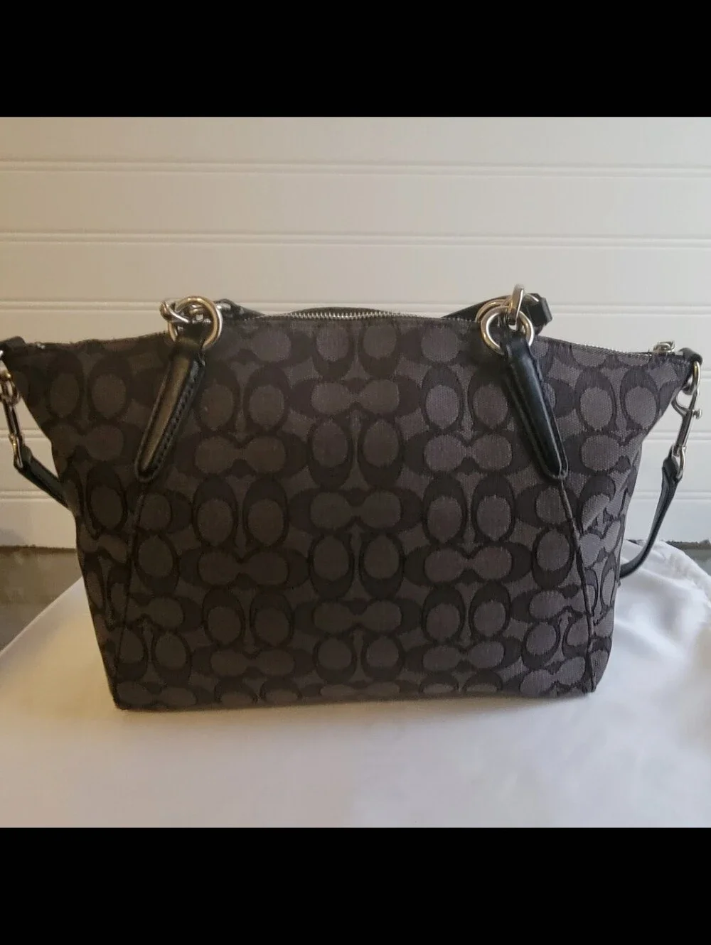 CoachKelsey Satchel in Signature Jacquard – F27582 – Black Smoke/Black